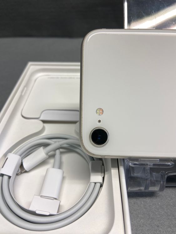 ���ʡ������ǡ�sim�ե꡼��iPhoneSE �裳���塡128GB