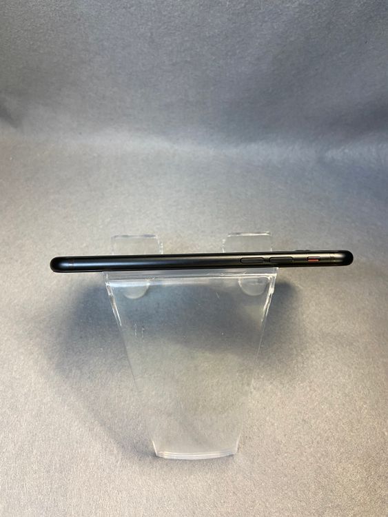 Ķ���� ������ SIM�ե꡼ iPhone SE ��2���塡 64GB �֥�å���