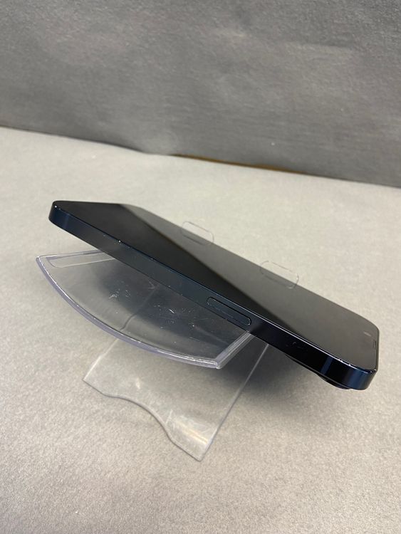 ������š������ǡ�SIM�ե꡼��iPhone14 256GB �ߥåɥʥ��ȿ�