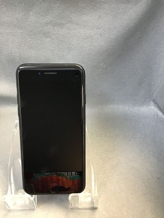 ���ʡ������ǡ�SIM�ե꡼��iPhone7  32GB �֥�å���