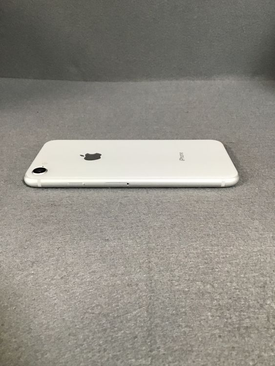ʡǡSIMե꡼iPhone8  64GB ۥ磻ȿ