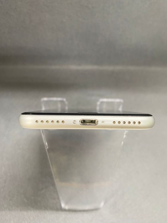 ���ʡ������ǡ�SIM�ե꡼��iPhoneSE �裲���� 64GB �ۥ磻�ȿ�