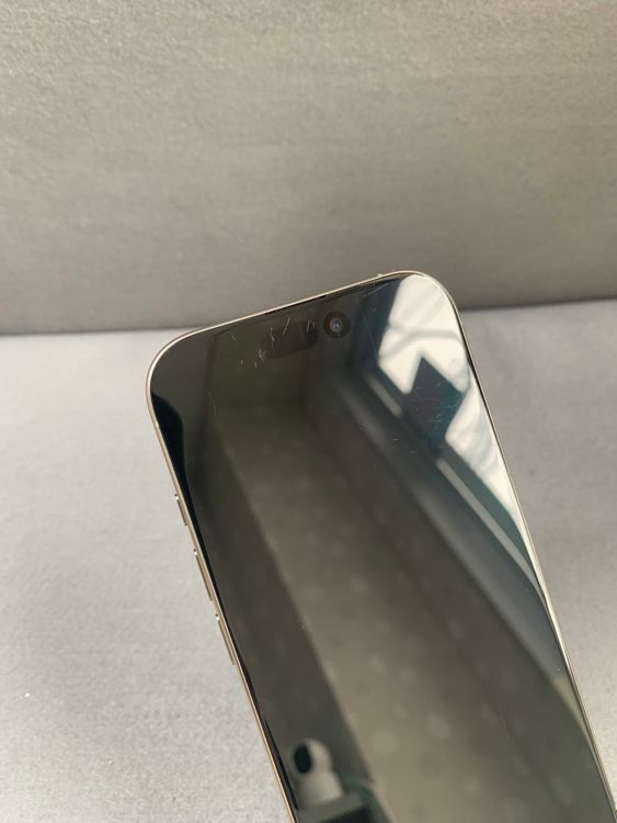 ���� ������ SIM�ե꡼ iPhone16 Pro 256GB ���Ų�� 4��