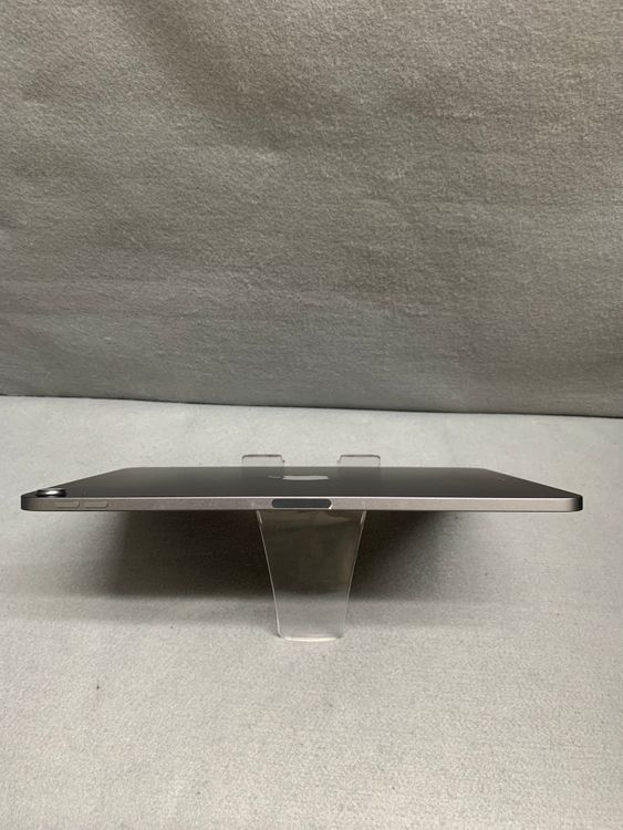 Ķ���� ������ iPad Air ��5���� 256GB Wi-Fi�� ���ڡ������쥤��