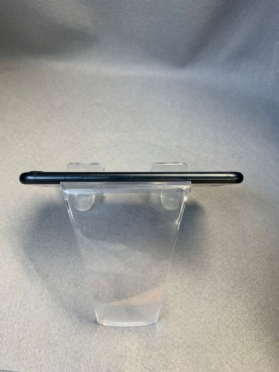 ���ʡ������ǡ�SIM�ե꡼��iPhoneSE ��3���� 128GB �ߥåȥ饤�ȿ�