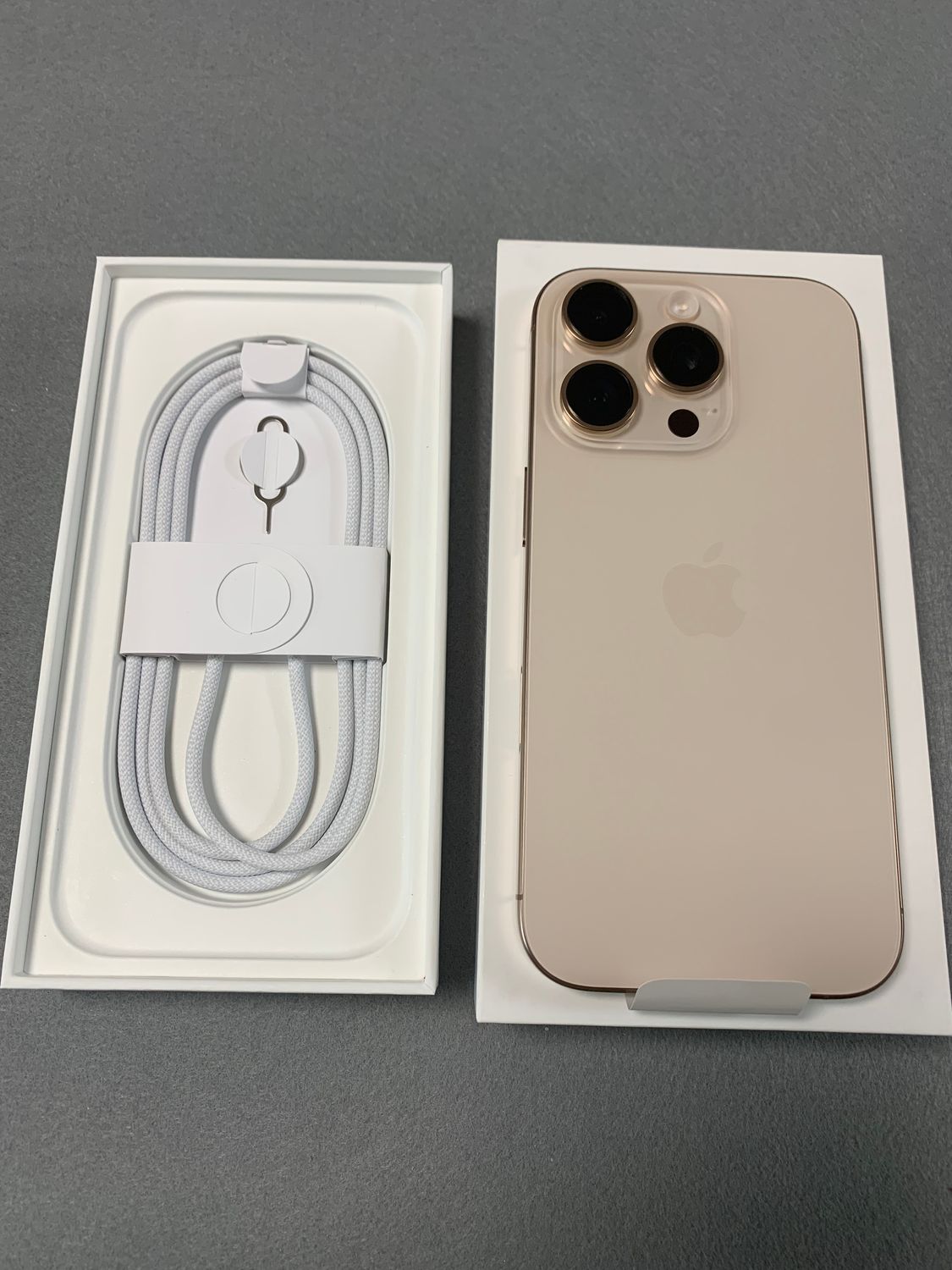 ムスビー｜新品未使用 【限定保証あり】国内版 simフリー iPhone16 Pro 