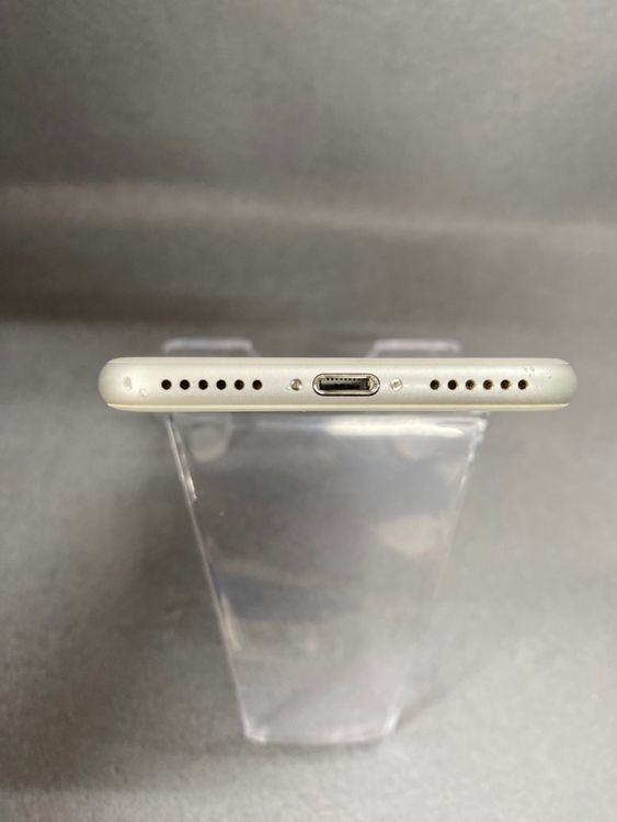 ���ʡ������ǡ�SIM�ե꡼��iPhone7 128GB ����С���