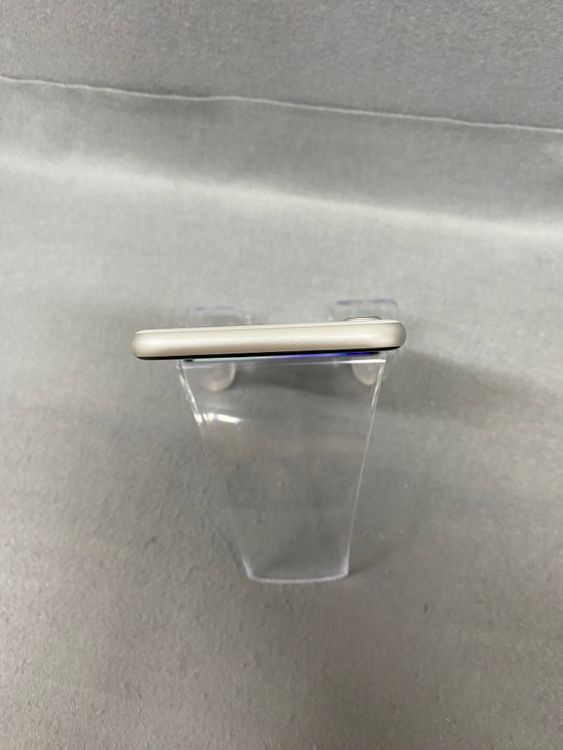 ���� ������ SIM�ե꡼ iPhoneSE ��2���� 128GB �ۥ磻�ȿ�
