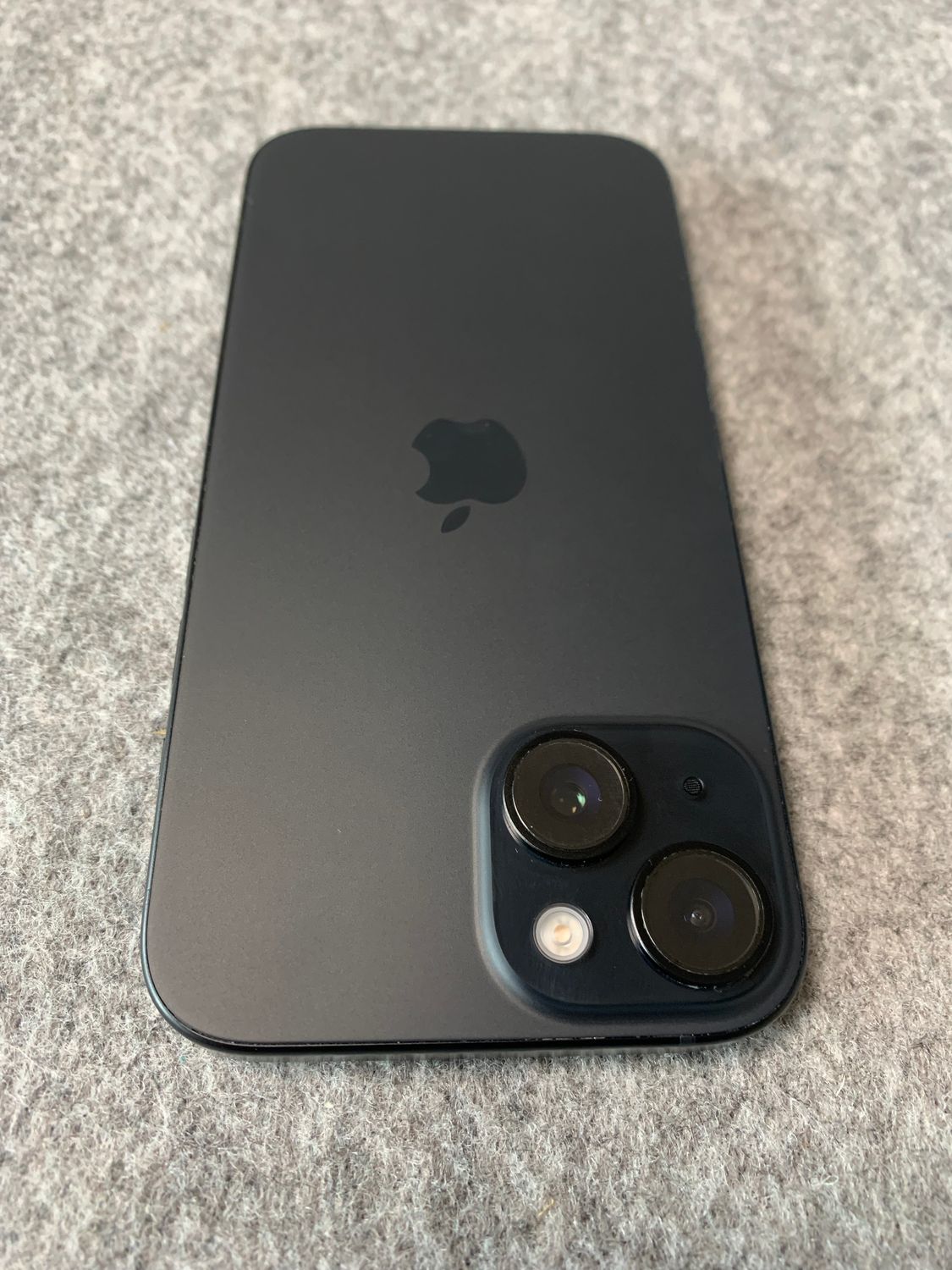 ムスビー｜ほぼ未使用 お得 国内版 simフリー iPhone15 128GB ブラック  