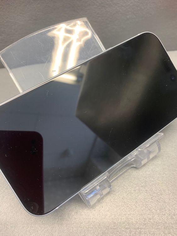 ���ʡ������ǡ�SIM�ե꡼��iPhone15 128GB �֥롼��