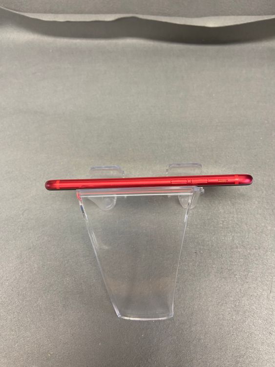 ���ʡ������ǡ�SIM�ե꡼��iPhoneSE�裲���� ��64GB ����åɿ�