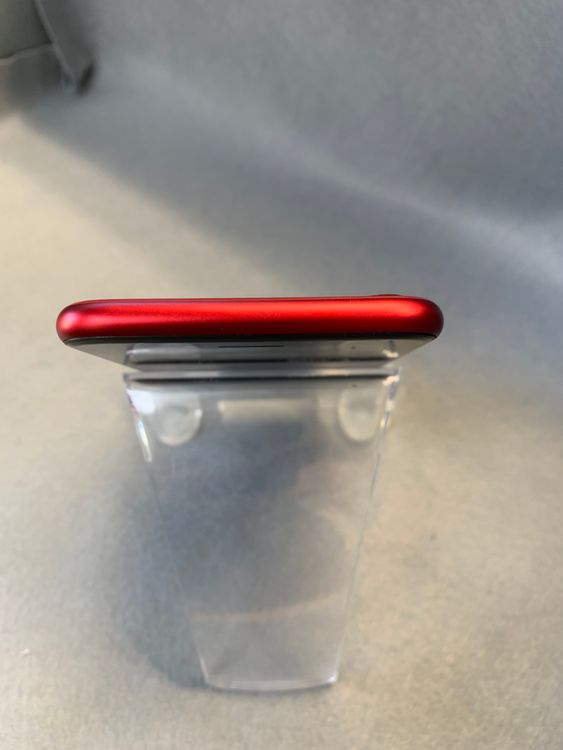 ���ʡ������ǡ�SIM�ե꡼��iPhoneSE ��3���塡 64GB ��åɿ�