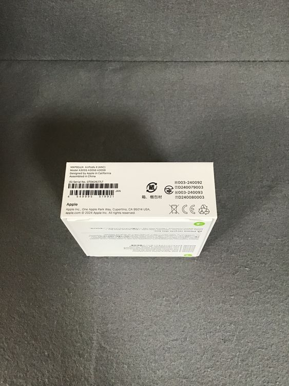 ̤ ڸݾڤ AirPods 4 MXP93J/A