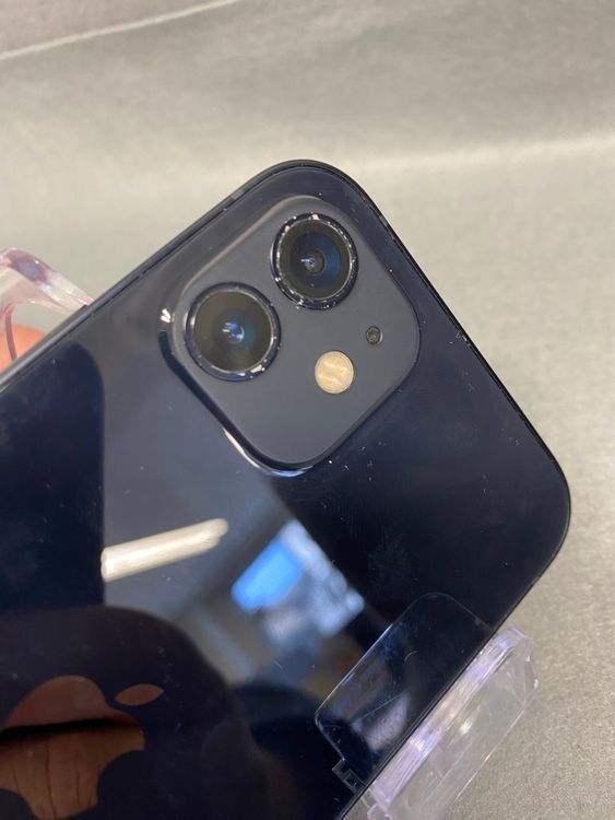 ���ʡ������ǡ�SIM�ե꡼��iPhone 12  256GB �֥�å���