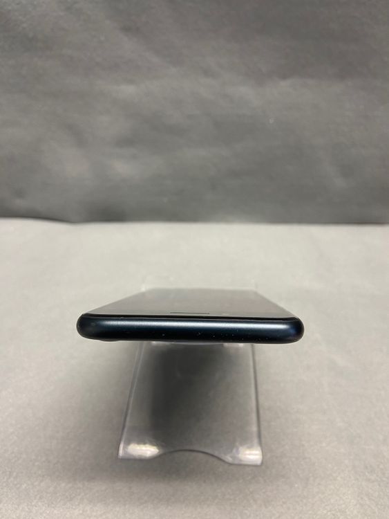 Ķ���ʡ�Apple���ȥ��ǡ�SIM�ե꡼��iPhoneSE ��3���塡64GB �ߥåɥʥ��ȿ�