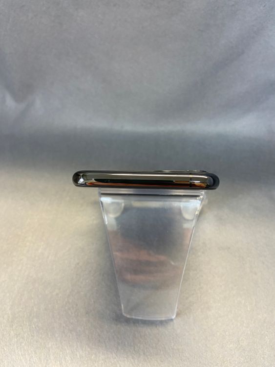 ���ʡ������ǡ�SIM�ե꡼��iPhone11 Pro 256GB ���ڡ������졼��