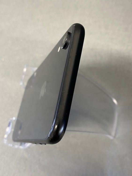 ���ʡ������ǡ�SIM�ե꡼��iPhoneXr 128GB �֥�å���