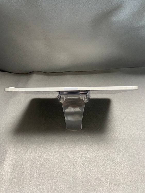 美品 iPad Air 第4世代 10.9インチ 256GB Wi-Fi +Cellular版