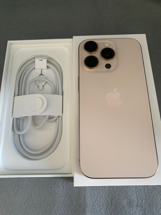 Ķ���ʡ������ǡ�sim�ե꡼��iPhone16  Pro 128GB �ǥ����ȥ����˥���