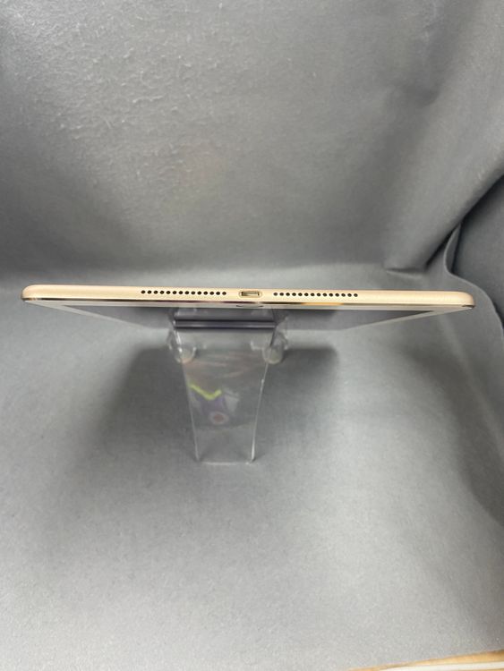 ���� ������ SIM�ե꡼ Cellular�� iPad Air 2 32GB ������ɿ�