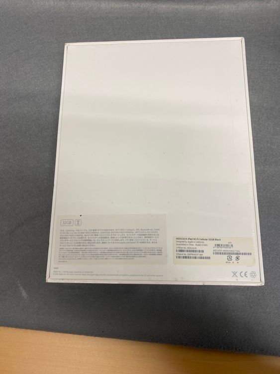 ����̤�����������ǡ�SIM�ե꡼��iPad ������塡Cellular�ǡ�32GB �֥�å���