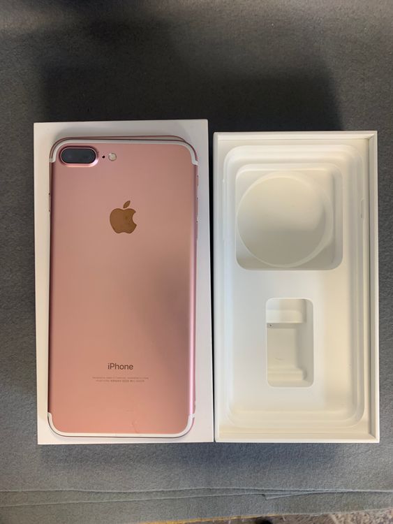 ���ʡ������ǡ�SIM�ե꡼��iPhone7 Plus 128GB ������������ɿ�