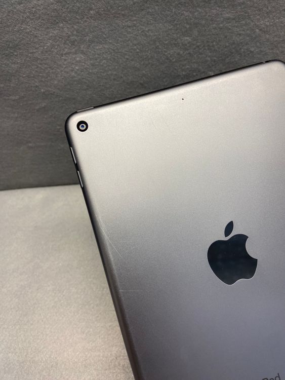 ������� ������ iPad mini ��5���� 64GB Wi-Fi�� ���ڡ������졼��