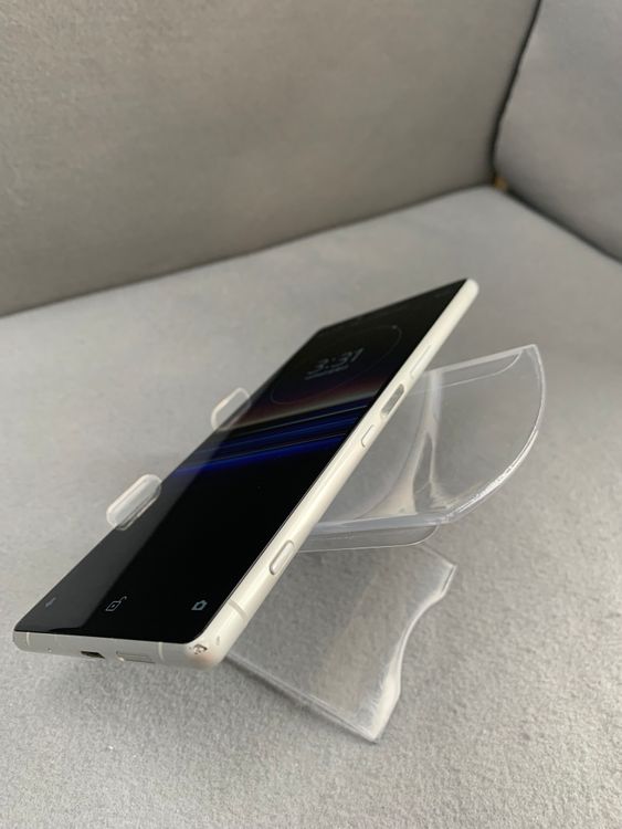 ���� ������ SIM�ե꡼ Xperia 1 SOV40 64GB �ۥ磻�ȿ�