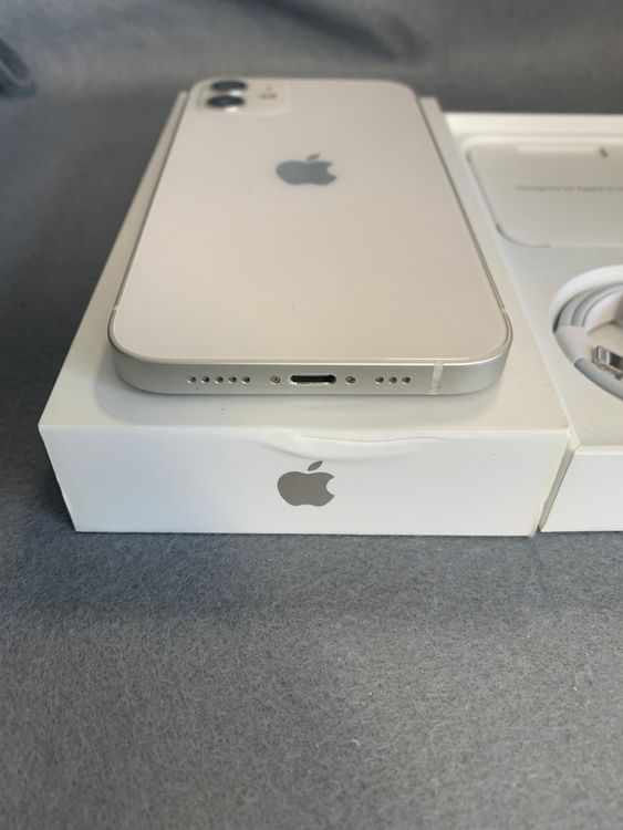 Ķ���ʡ������ǡ�SIM�ե꡼��iPhone12 64GB �ۥ磻�ȿ�
