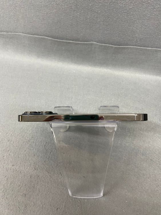 Ķ���ʡ������ǡ�SIM�ե꡼��iPhone13 Pro 128GB ����ե����ȿ�