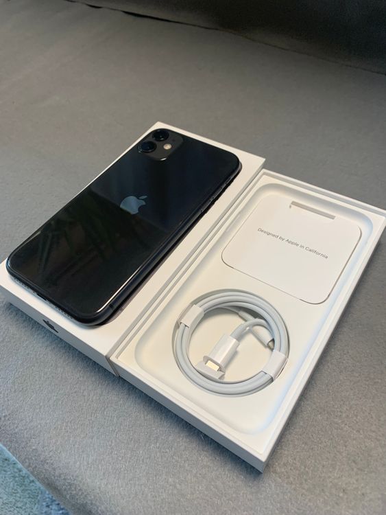 ĶʡAppleȥǡSIMե꡼iPhone11 64GB ֥å