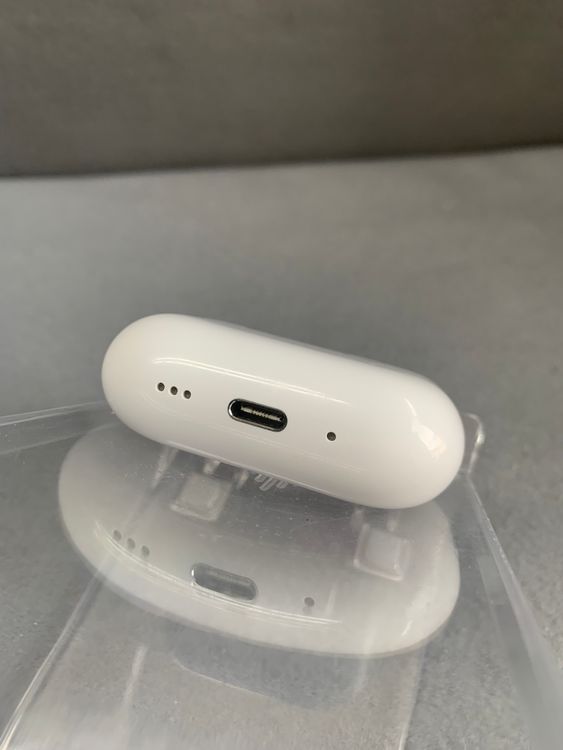 ���� �����ǡڸ����ݾڤ����AirPods Pro ��3���� USB-C �ۥ磻�ȿ�