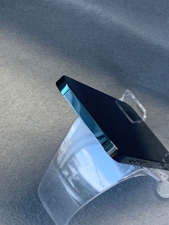 Ķ���� ������ SIM�ե꡼ iPhone12 Pro 256GB �ѥ��ե��å��֥롼��
