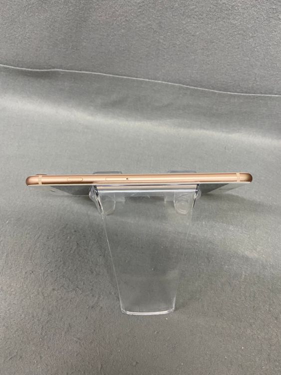 ������ʡ������ǡ�SIM�ե꡼��iPhone8 Plus 64GB ������ɿ�