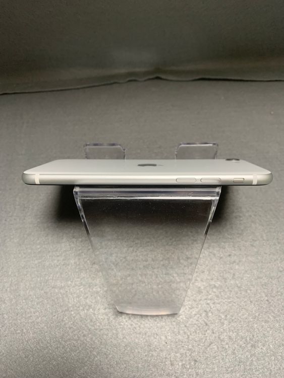 ���� ������ SIM�ե꡼ iPhoneSE ��2���� 64GB �ۥ磻�ȿ�