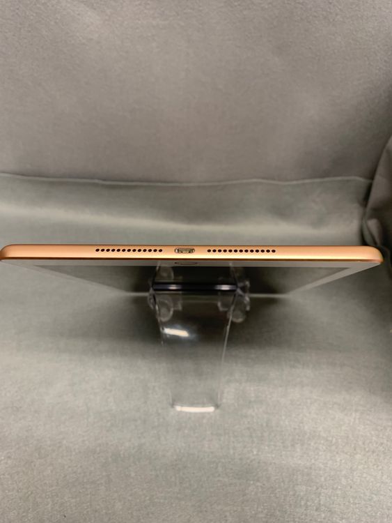 ���ʡ������ǡ�Wi-Fi�ǡ�iPad ��6���塡128GB ������ɿ�