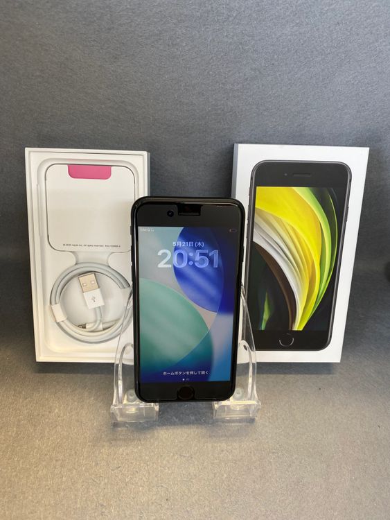 Ķ���� ������ SIM�ե꡼ iPhoneSE ��2���� 64GB �֥�å���