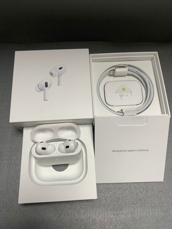 ��� AirPods Pro ��2���� Lightning���Ÿ�