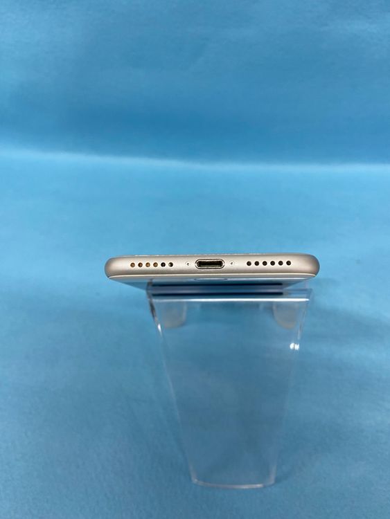 ���� ������ SIM�ե꡼iPhone8 64GB ����С���