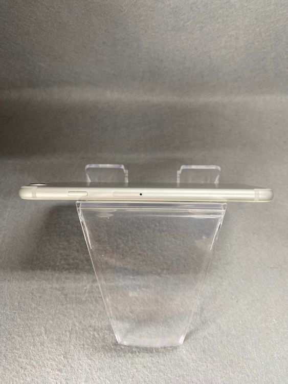 ���ʡ������ǡ�SIM�ե꡼��iPhone7 128GB ����С���