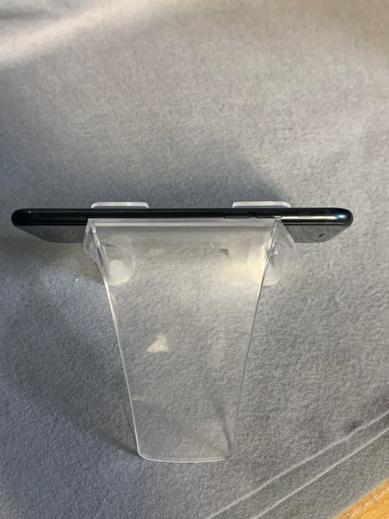 ���ʡ������ǡ�SIM�ե꡼��iPhoneSE �軰���� 64GB �ߥåȥ饤�ȿ�