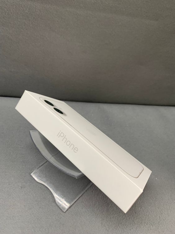 ����̤���� Apple���ȥ��� SIM�ե꡼ iPhone17 256GB �ۥ磻�ȿ�