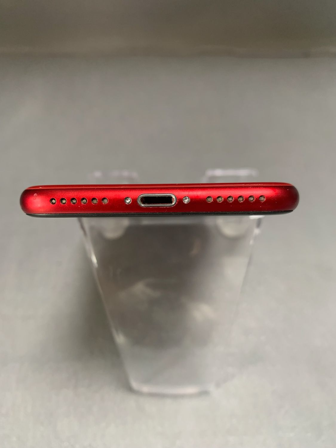 美品 国内版 SIMフリー iPhoneSE　（第3世代）　128GB 赤色 Amazon | 【整備済み品】 Apple iPhone SE（第3世代） 128GB