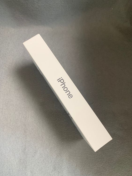 ̤ Appleȥ SIMե꡼ iPhone16e 128GB ֥å