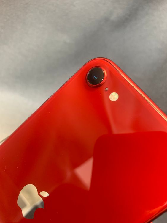 ���ʡ������ǡ�SIM�ե꡼��iPhoneSE����3���塡128GB����åɿ�