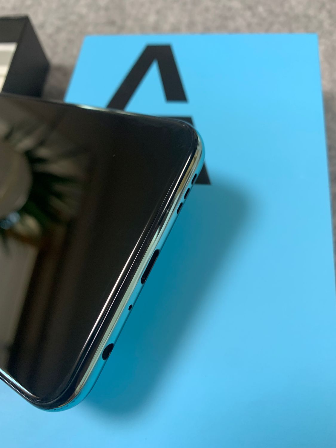 【超美品】OPPO A55s 5G ミントグリーン 本体 SIMフリー Amazon | OPPO A55s グリーン CPH2309 docomo/au/SoftBank