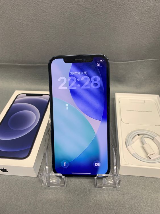 ���ʡ������ǡ�SIM�ե꡼��iPhone12 128GB �֥�å���