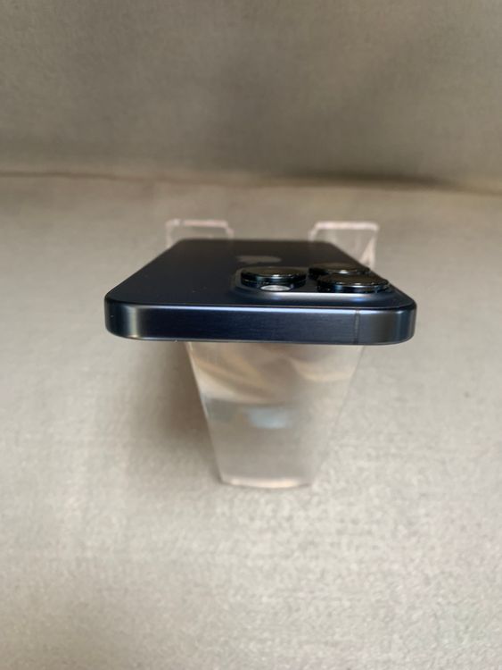 ���� ������ SIM�ե꡼ iPhone15 Pro 1TB �֥롼�����˥��࿧