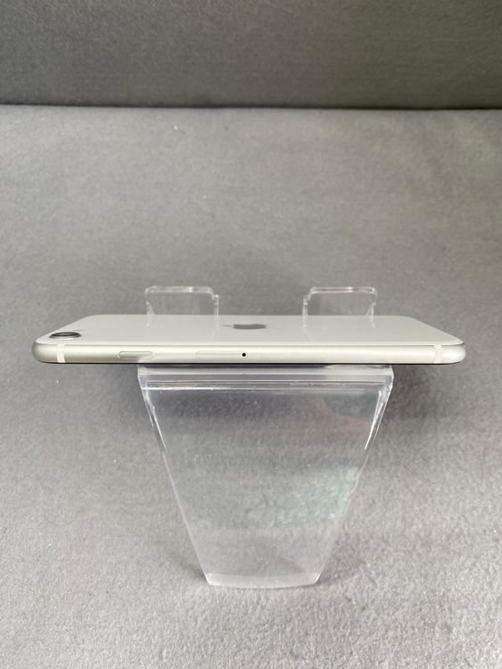 ���ʡ������ǡ�SIM�ե꡼��iPhoneSE ��2���� 64GB �ۥ磻�ȿ�
