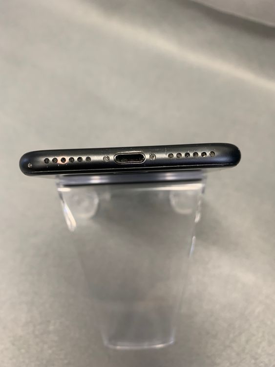 ���ʡ������ǡ�SIM�ե꡼��iPhone����128GB���֥�å���